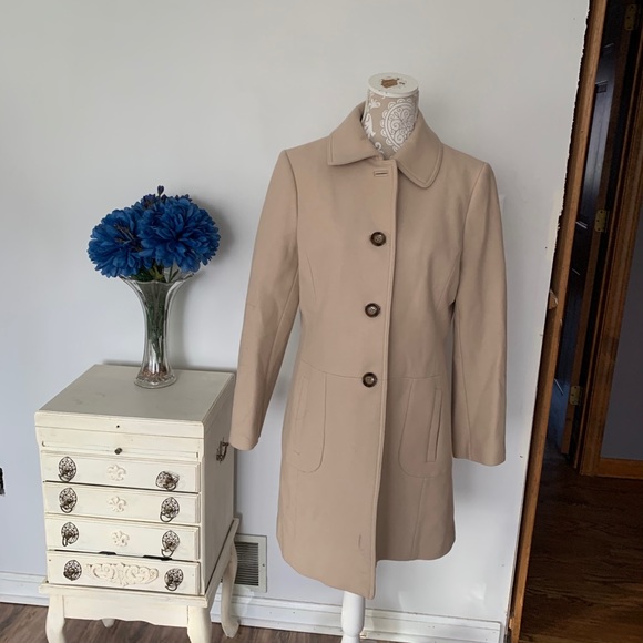 Banana Republic Jackets & Blazers - Banana Wool blend jacket